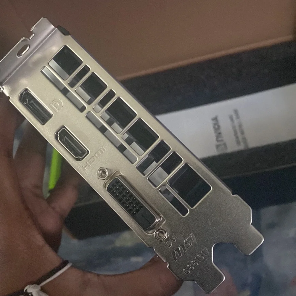 MSI Silver and grey gtx 1650